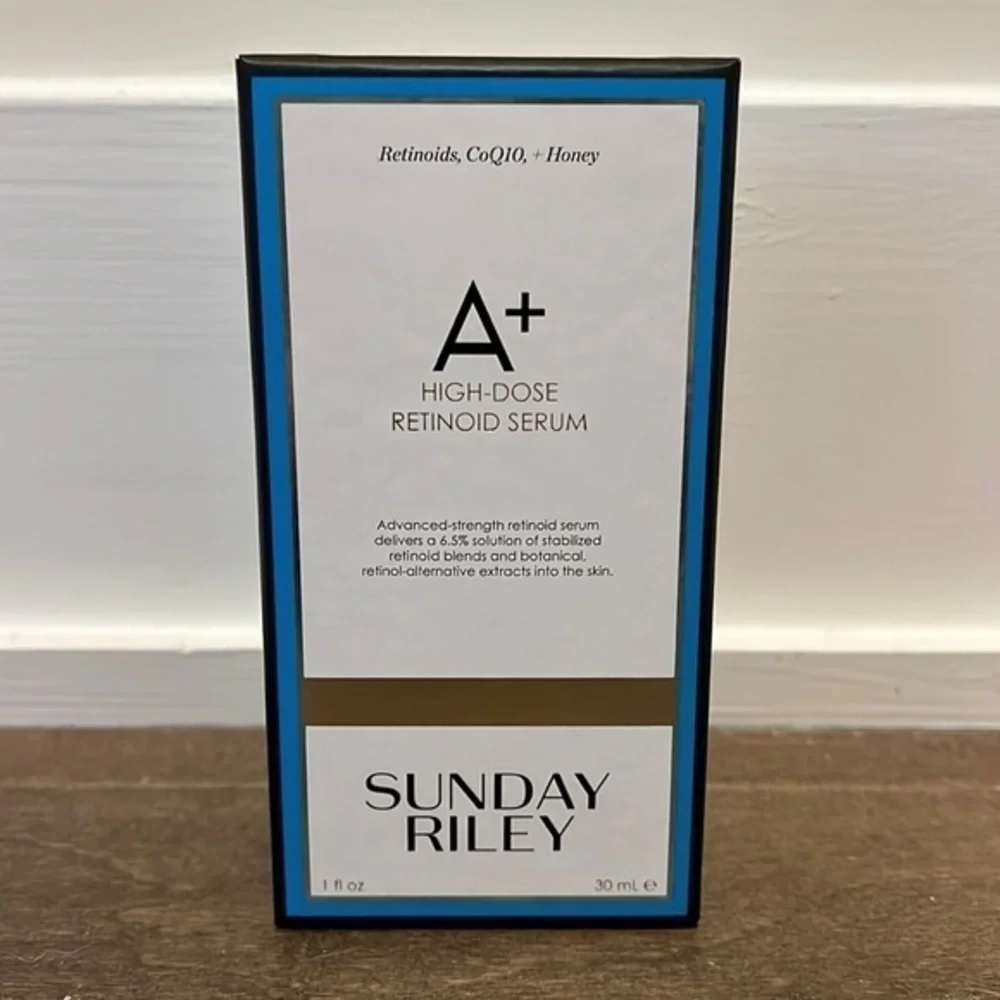 NIB Sunday Riley - Picture 1 of 2